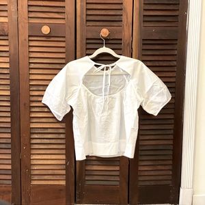 Beautiful NWT white Everlane Blouse with open back and tie closure